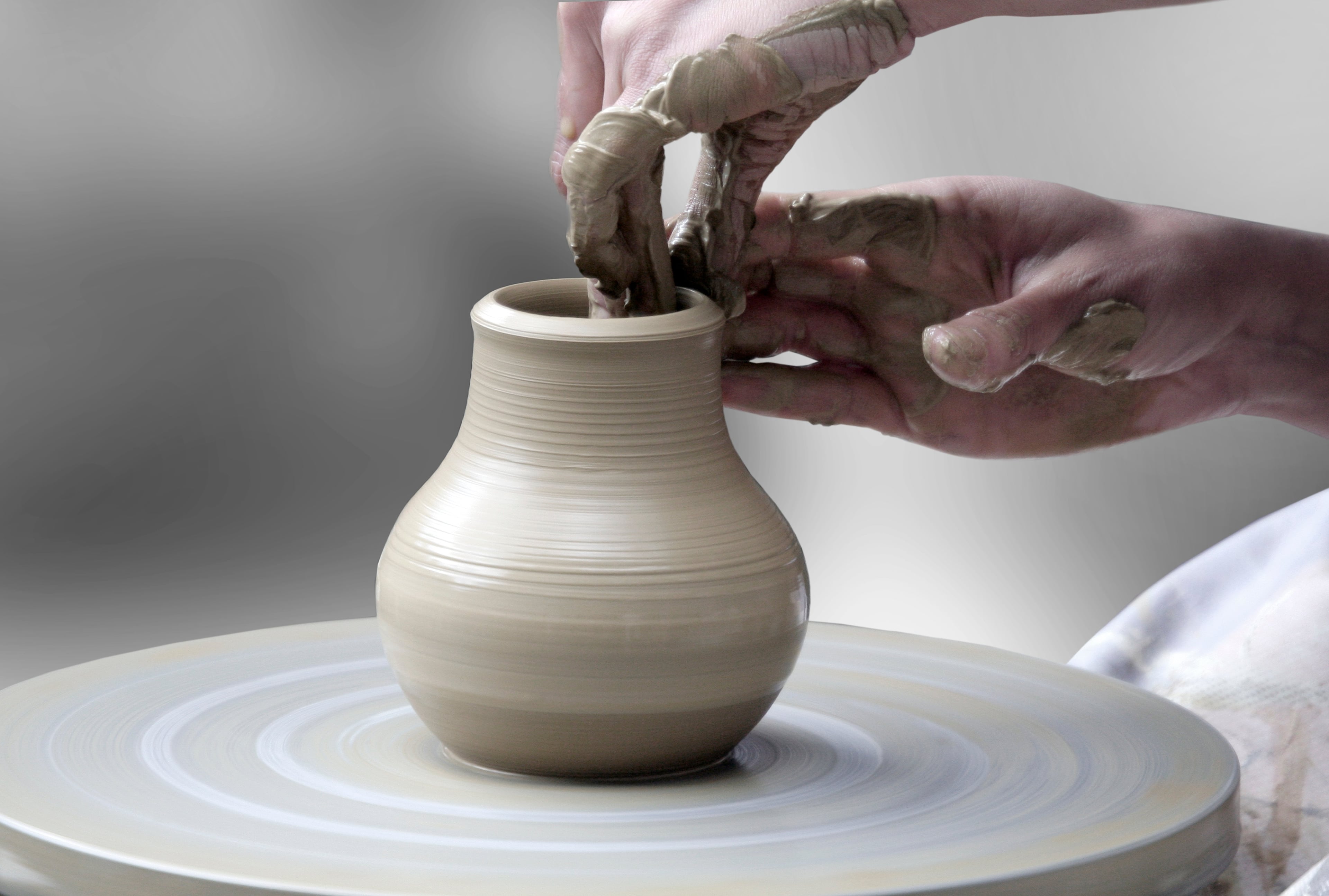 5 Best Pottery Studios in Toronto for Beginners and Hobbyists