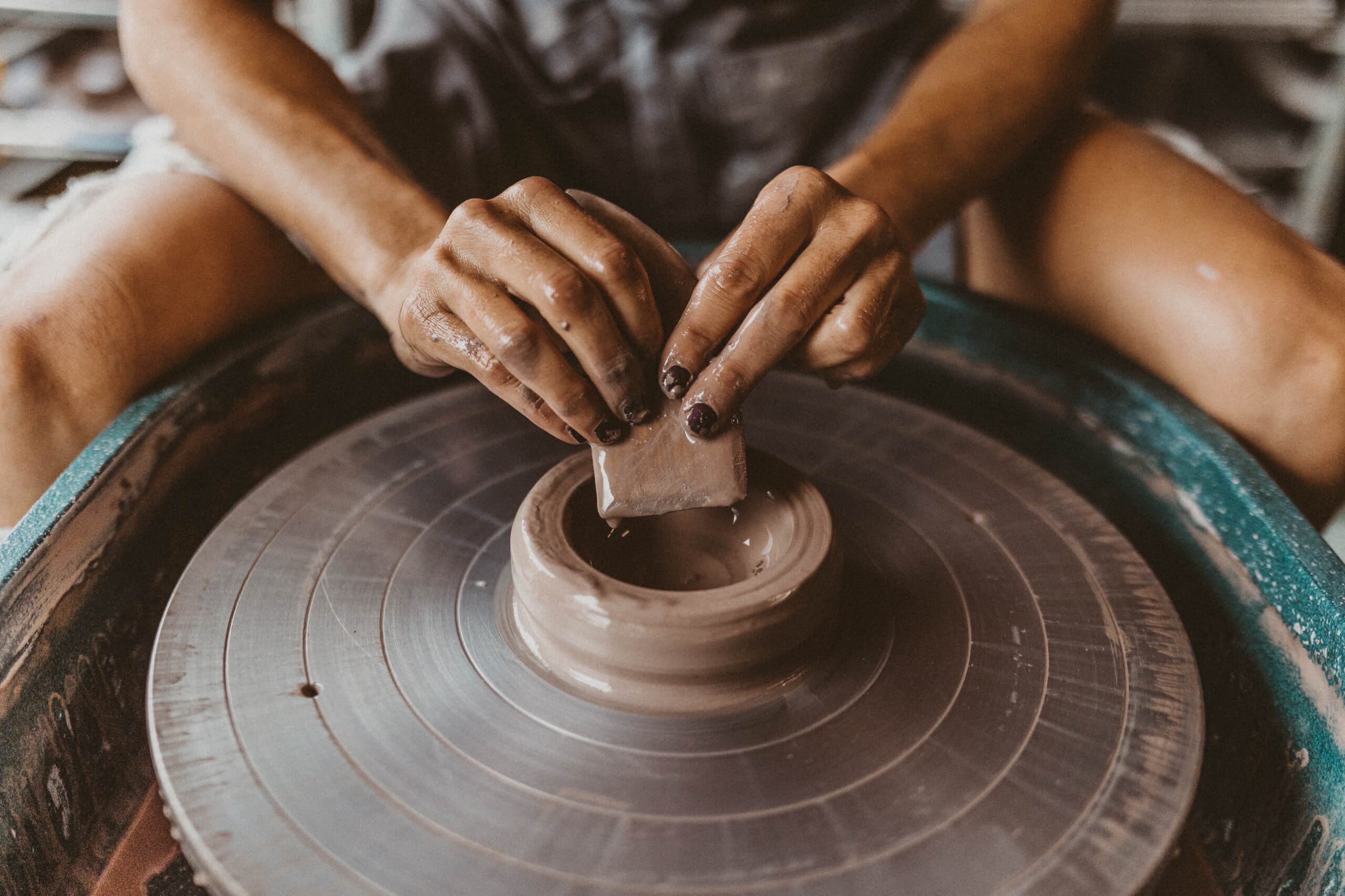 Wheel Throwing vs. HandBuilding: Which Pottery Style Is Right for You?